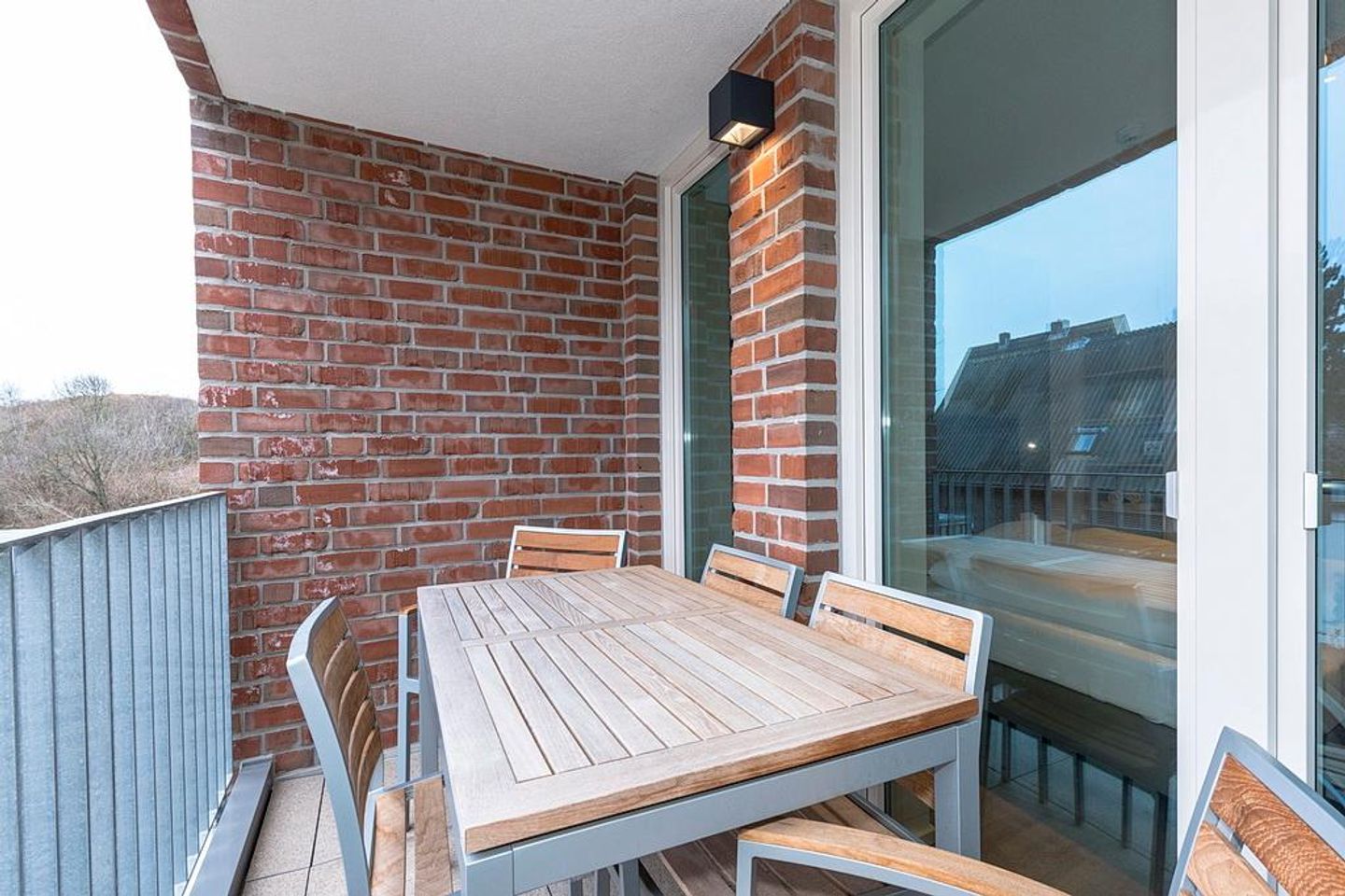 Apartmentvilla Anna See Apartmentvilla Anna See 2-07 Langeoog - Balkon mit Gartenmöbeln