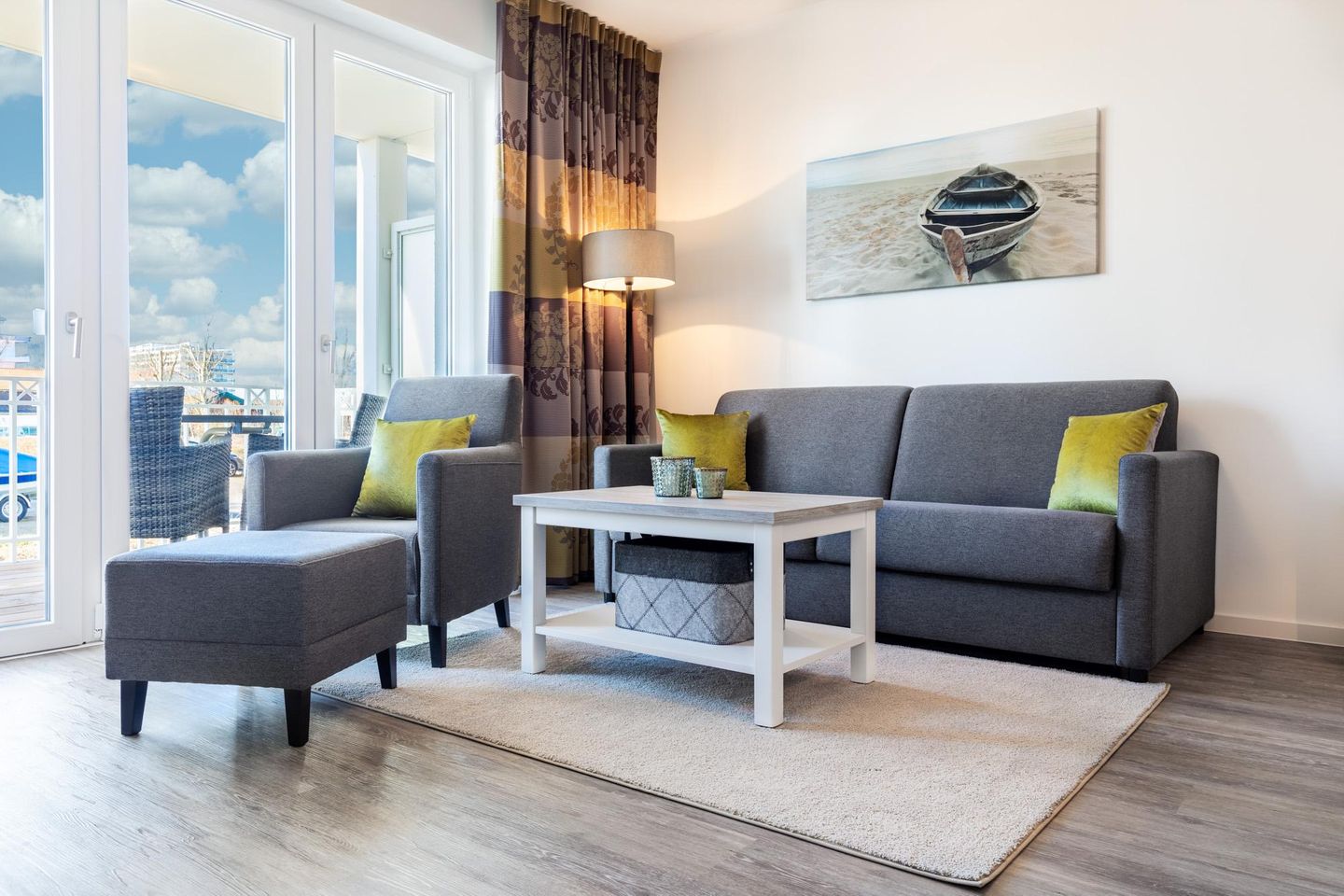 Apartmentanlage Meerblickvilla Apartmentanlage Meerblickvilla 0-02 Großenbrode - Wohn-/Essbereich mit Doppelschlafcouch - gbmv0-02 - Großenbrode