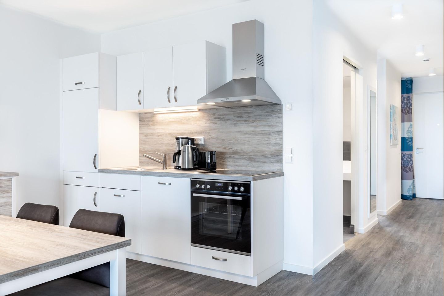 Apartmentanlage Meerblickvilla Apartmentanlage Meerblickvilla 0-03 Großenbrode - Wohn-/Essbereich mit Küchenzeile - gbmv0-03 - Großenbrode