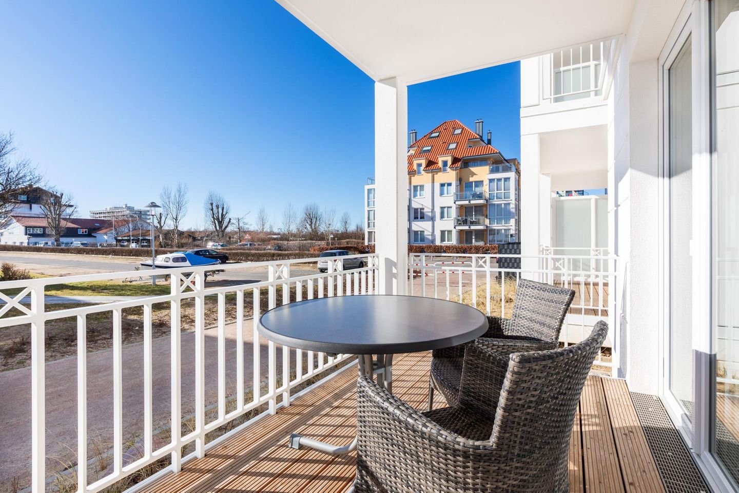 Apartmentanlage Meerblickvilla Apartmentanlage Meerblickvilla 0-03 Großenbrode - Balkon mit Gartenmöbeln - gbmv0-03 - Großenbrode