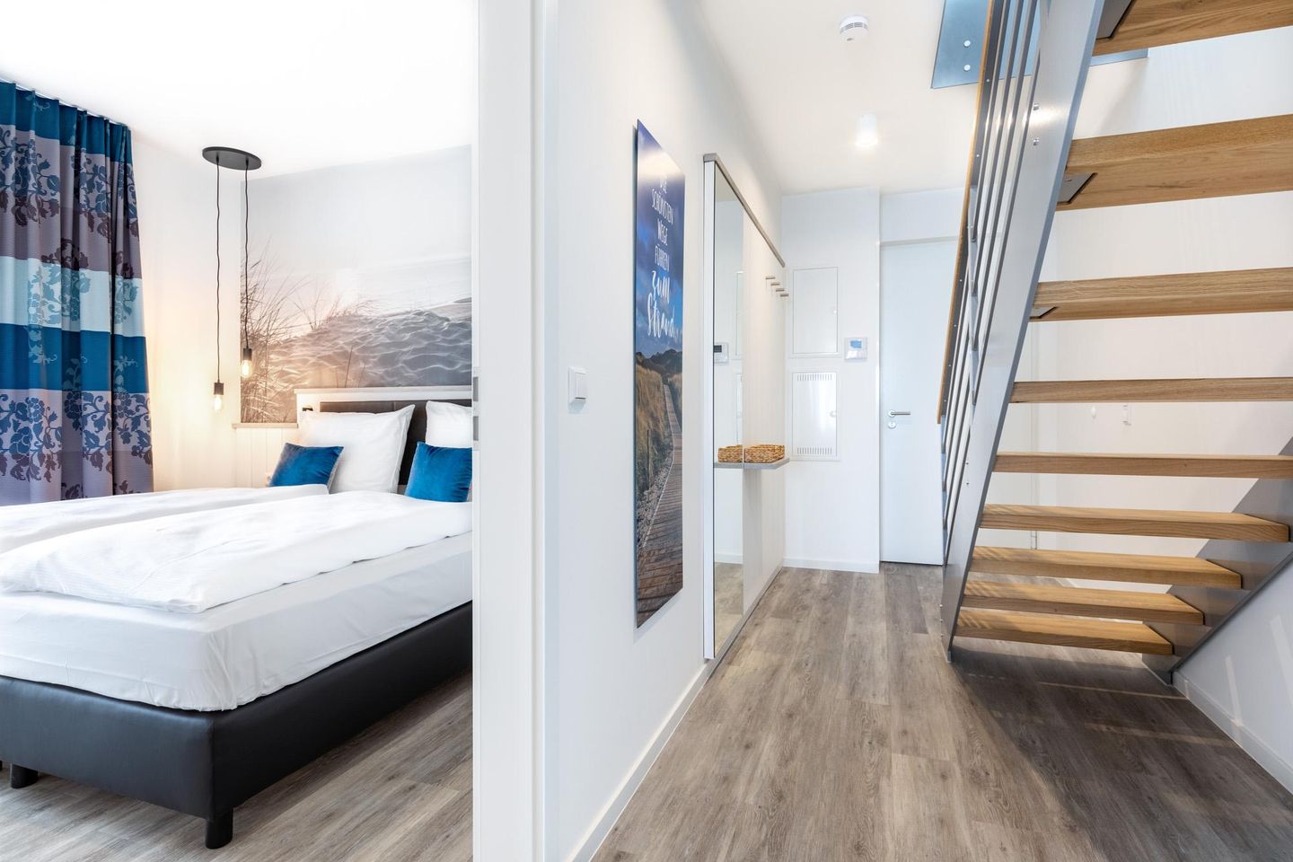 Apartmentanlage Meerblickvilla Apartmentanlage Meerblickvilla 3-32 Großenbrode - Flur mit Blick zum Schlafzimmer