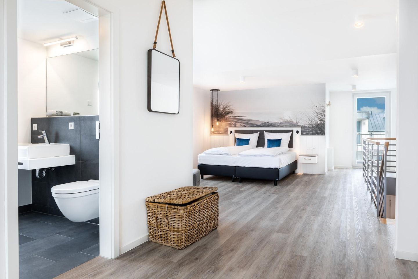 Apartmentanlage Meerblickvilla Apartmentanlage Meerblickvilla 3-32 Großenbrode - Galerie mit Blick zum Badezimmer