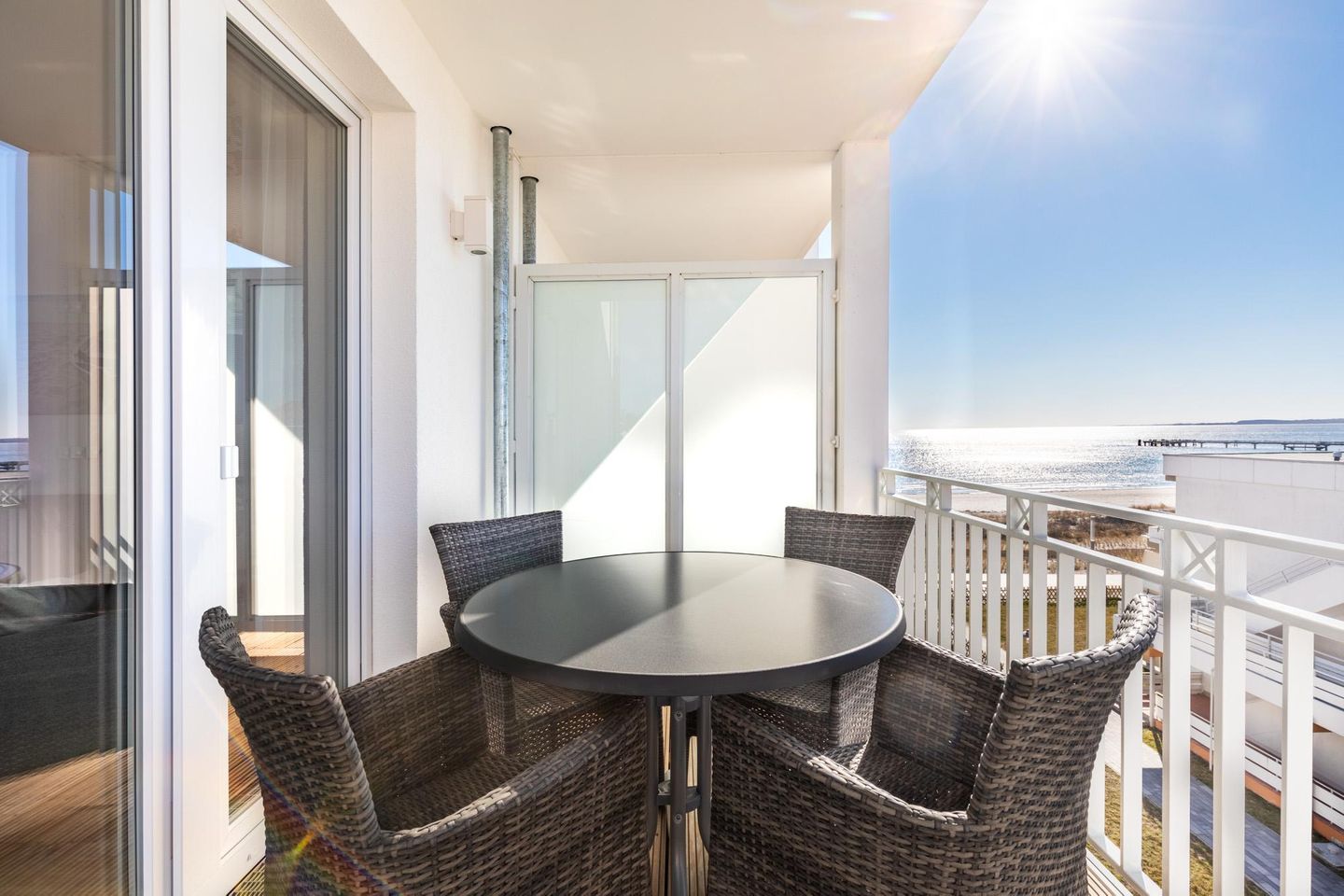 Apartmentanlage Meerblickvilla Apartmentanlage Meerblickvilla 3-32 Großenbrode - Balkon mit Zugang zum Wohnbereich