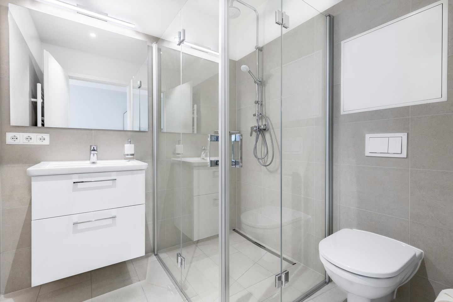 Ferienapartments am Krusespeicher Ferienapartments am Krusespeicher 0-01 Wismar - Badezimmer mit Waschtisch