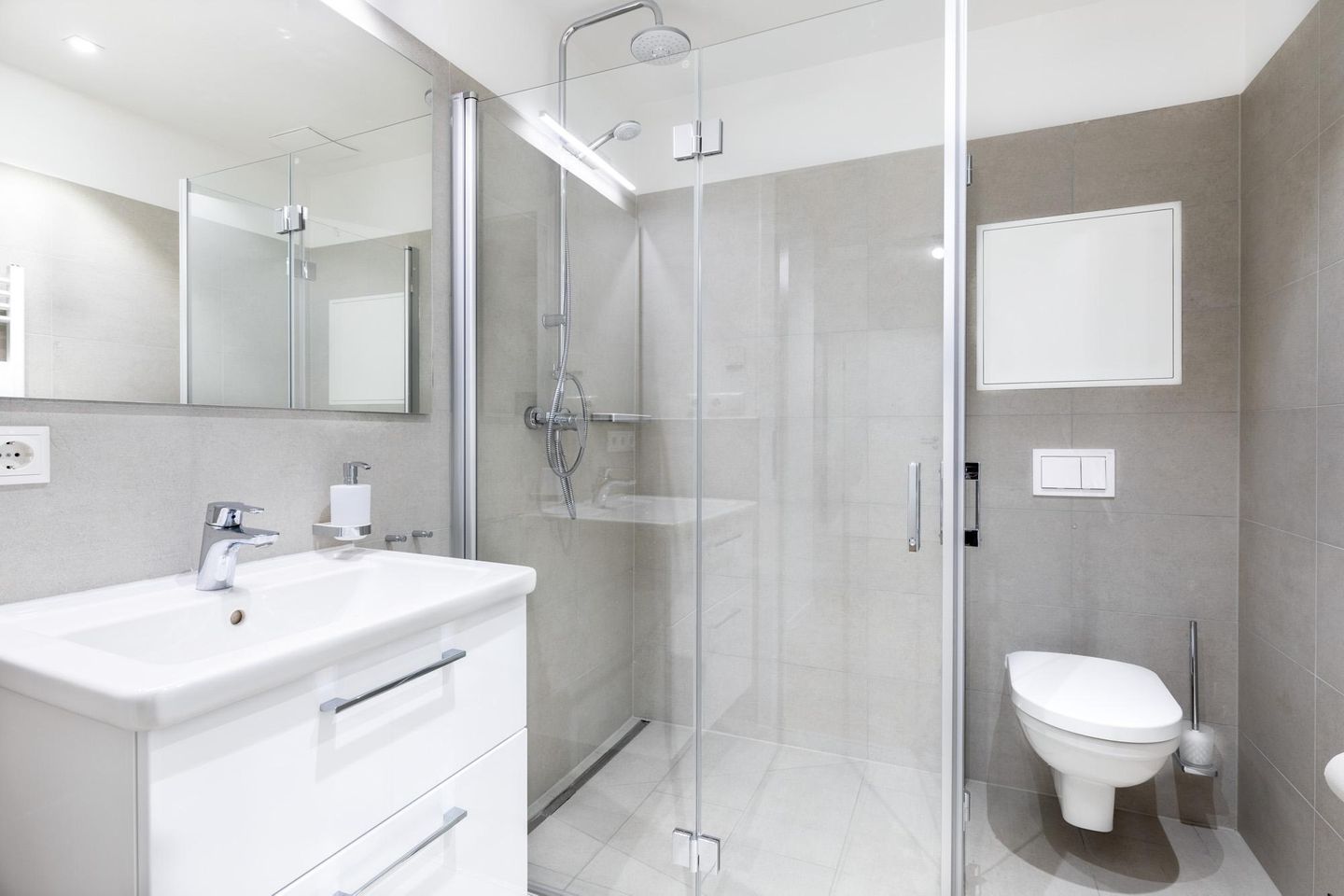 Ferienapartments am Krusespeicher Ferienapartments am Krusespeicher 0-04 Wismar - Badezimmer mit Waschtisch