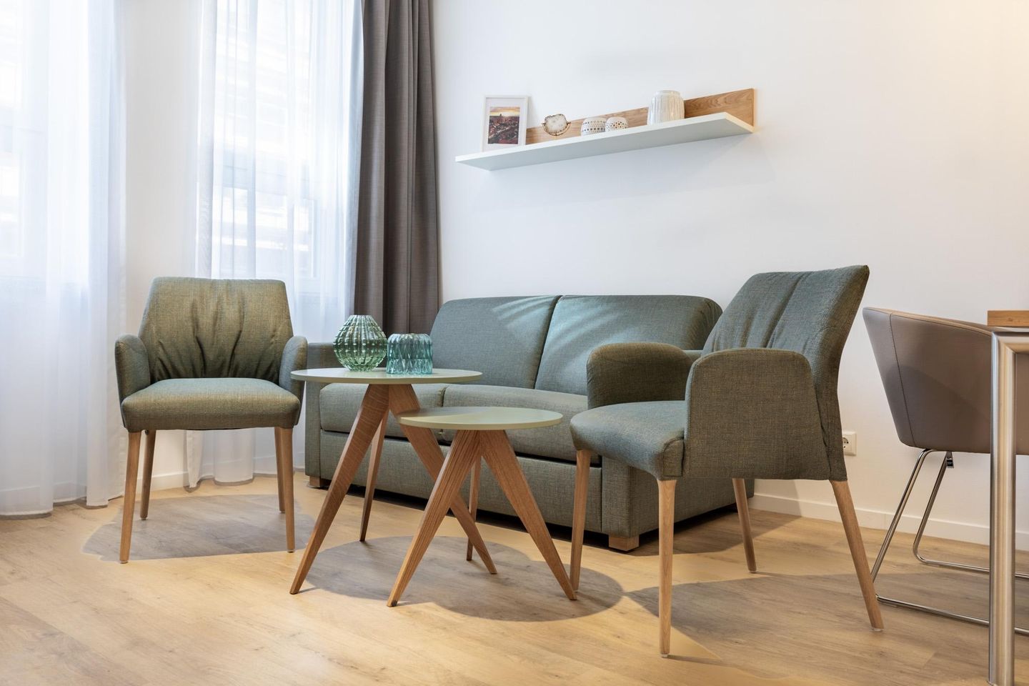 Ferienapartments am Krusespeicher Ferienapartments am Krusespeicher 1-05 Wismar - Wohn-/Essbereich mit Einzelschlafcouch