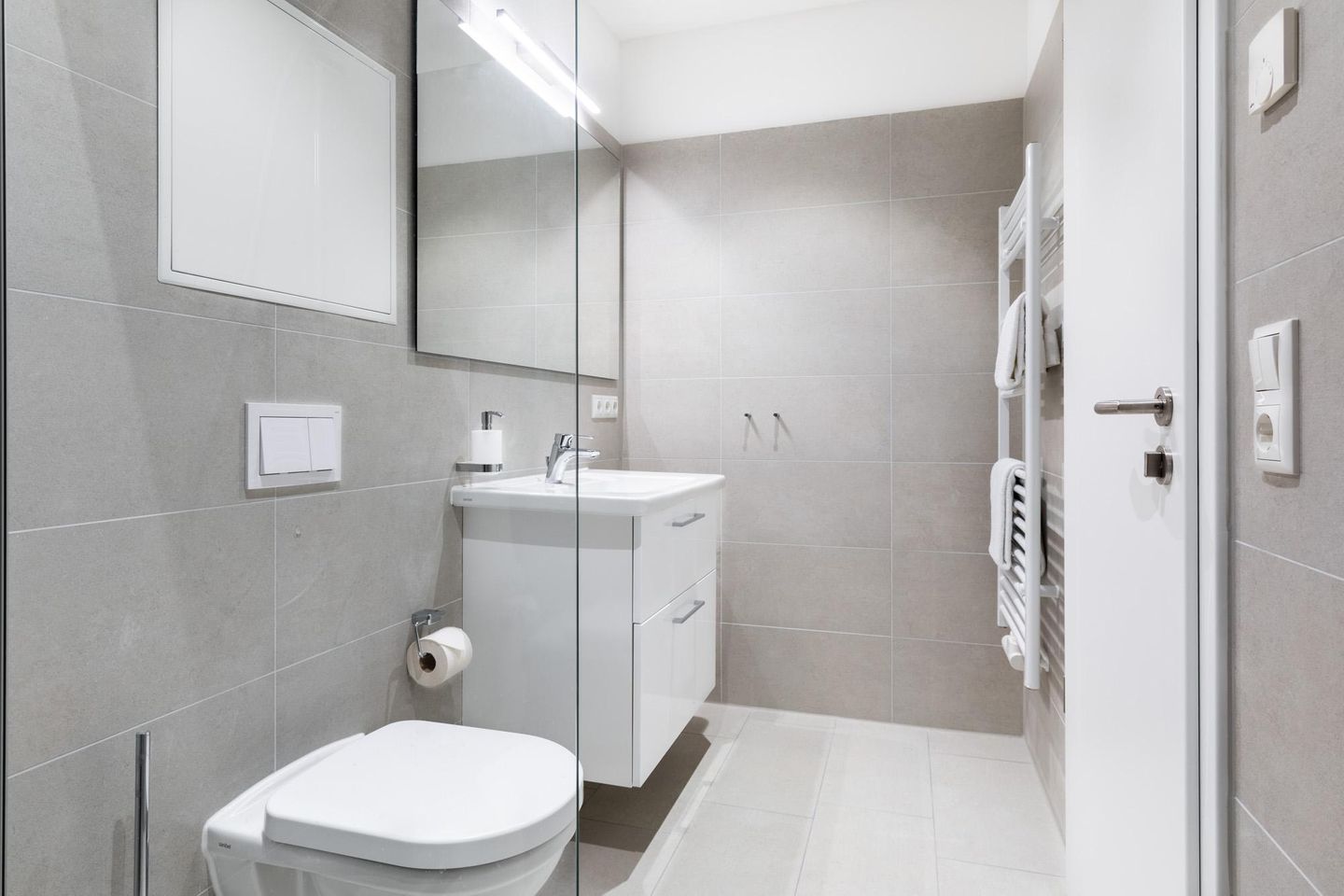 Ferienapartments am Krusespeicher Ferienapartments am Krusespeicher 2-15 Wismar - Badezimmer mit Waschtisch