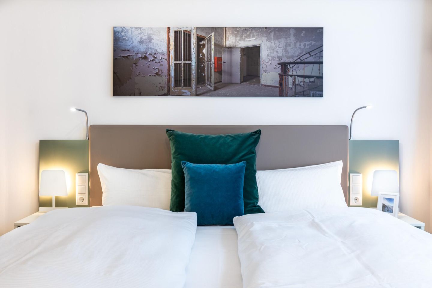 Ferienapartments am Krusespeicher Ferienapartments am Krusespeicher 2-17 Wismar - Wohn-/Schlafbereich mit Boxspringbett