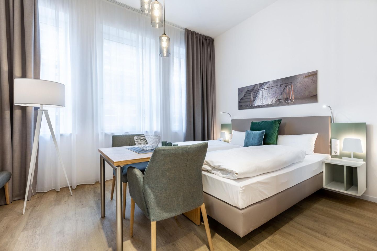 Ferienapartments am Krusespeicher Ferienapartments am Krusespeicher 3-26 Wismar - Wohn-/Schlafbereich mit Boxspringbett
