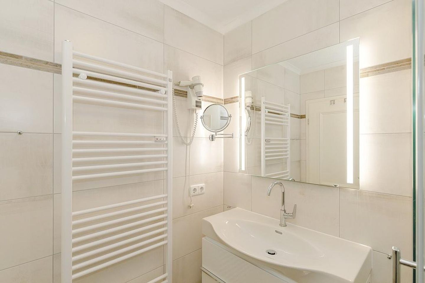 Apartmenthaus Atlantik Apartmenthaus Atlantik 302 Kühlungsborn - Badezimmer mit Dusche