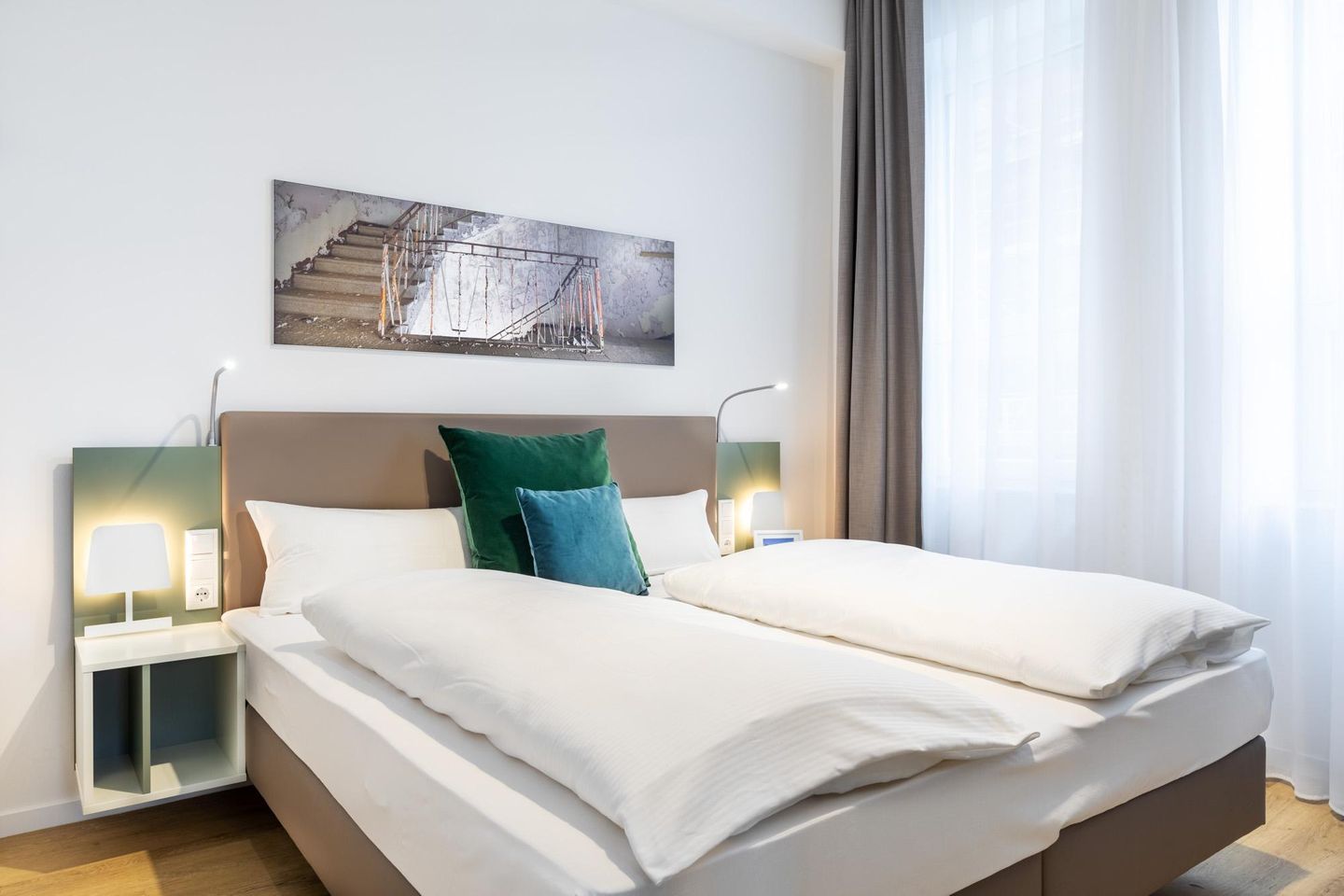 Ferienapartments am Krusespeicher Ferienapartments am Krusespeicher 1-09 Wismar - Schlafzimmer mit Boxspringbett
