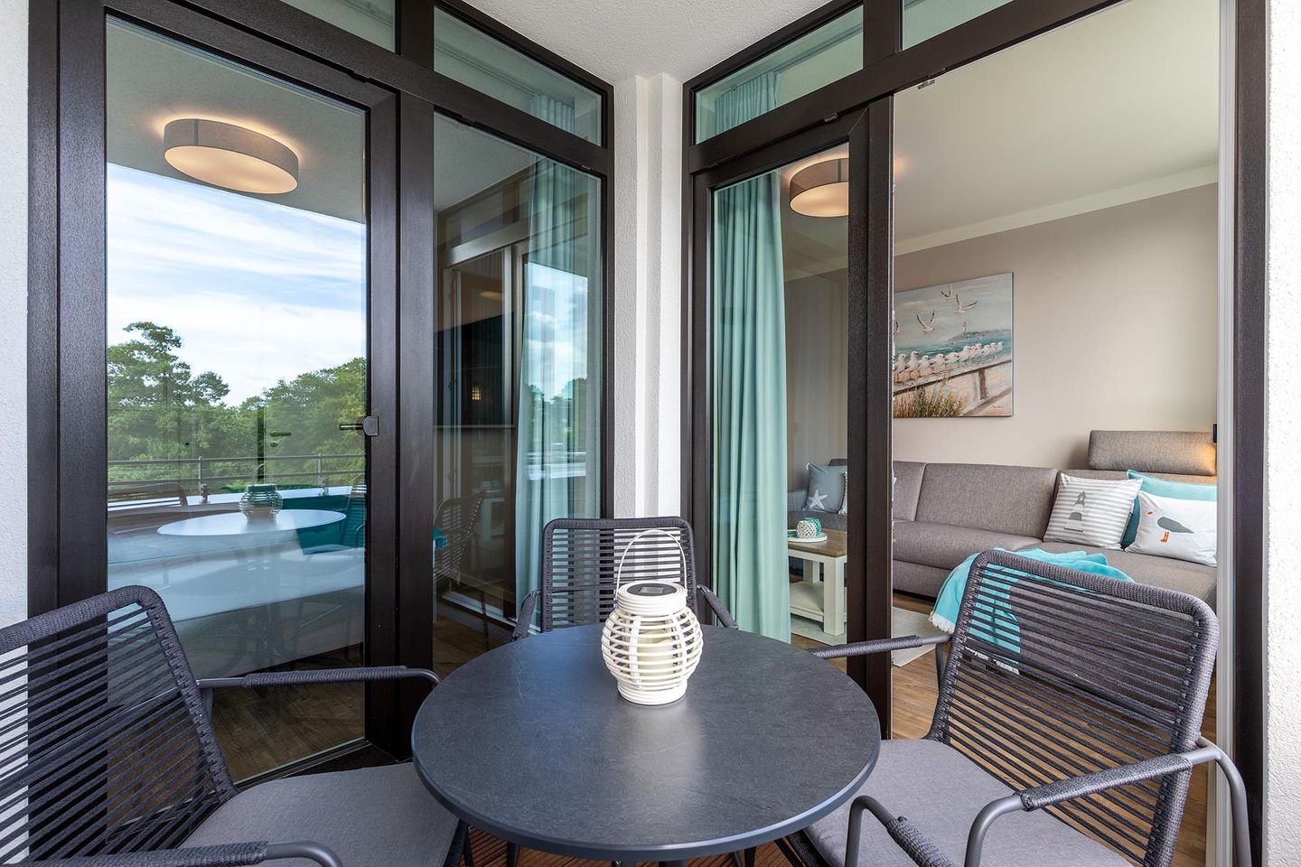 Godewindpark Travemünde Godewindpark Travemünde 3-16 Travemünde - Loggia mit Zugang zum Schlafzimmer und Wohn-Essbereich