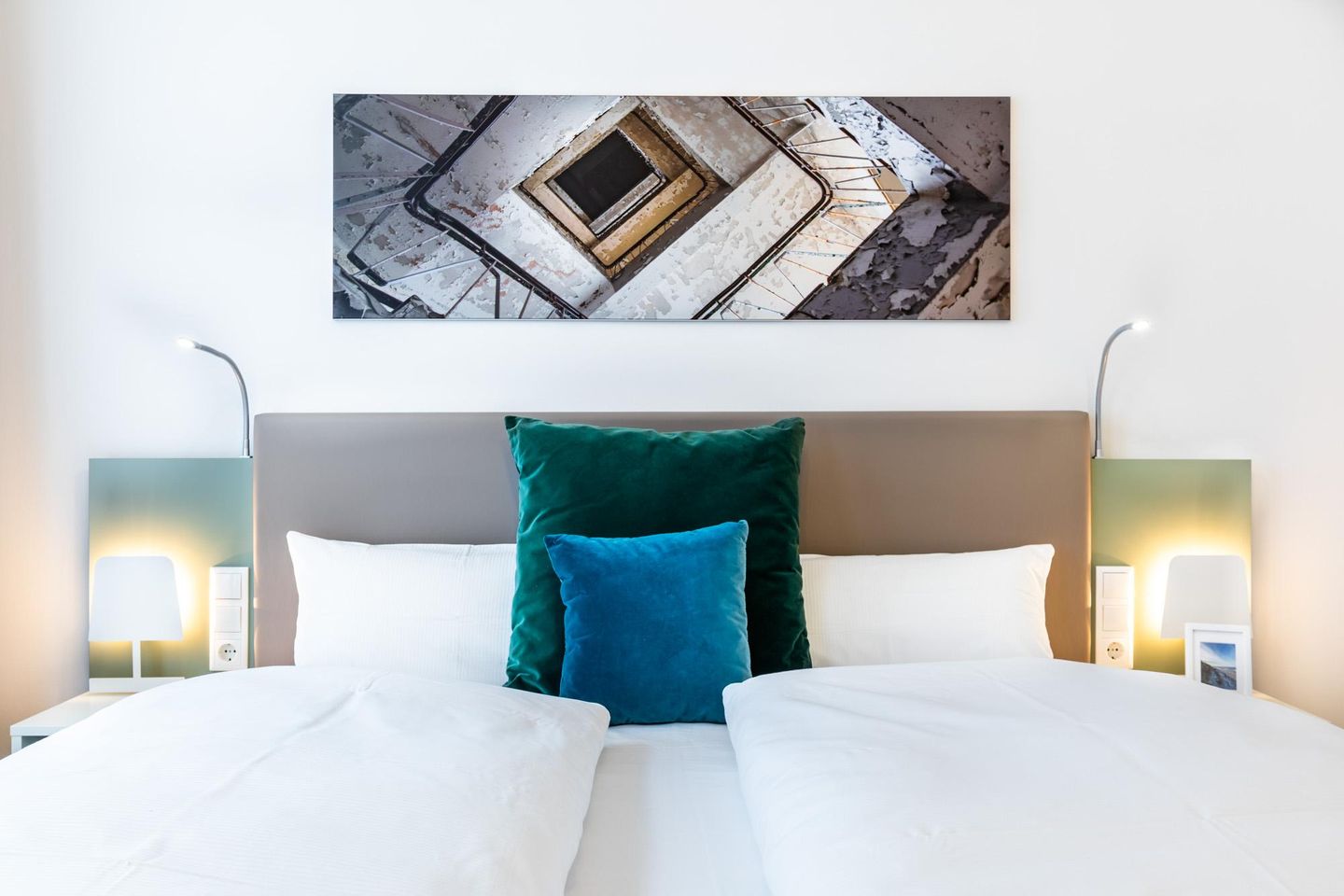 Ferienapartments am Krusespeicher Ferienapartments am Krusespeicher 2-21 Wismar - Wohn-/Schlafbereich mit Boxspringbett