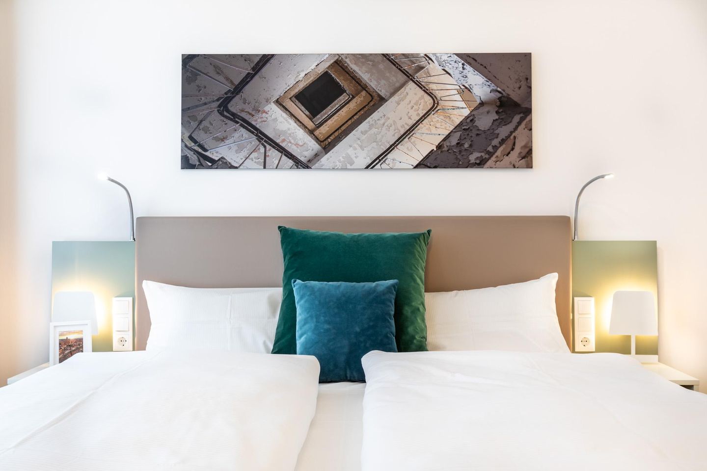 Ferienapartments am Krusespeicher Ferienapartments am Krusespeicher 1-13 Wismar - Wohn-/Schlafbereich mit Boxspringbett