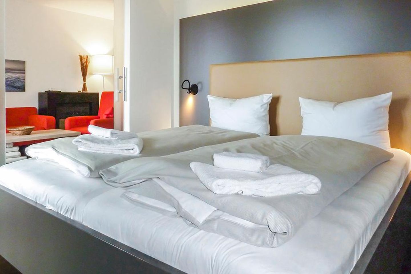 Resort Deichgraf Resort Deichgraf 27-06 Wremen - Schlafzimmer mit Doppelbett