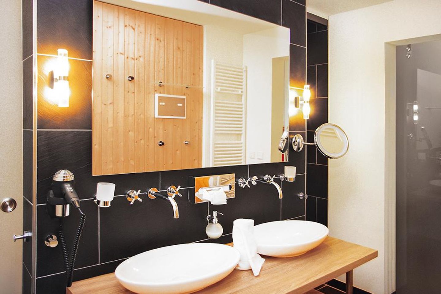 Resort Deichgraf Resort Deichgraf 27-08 Wremen - Badezimmer mit Dusche