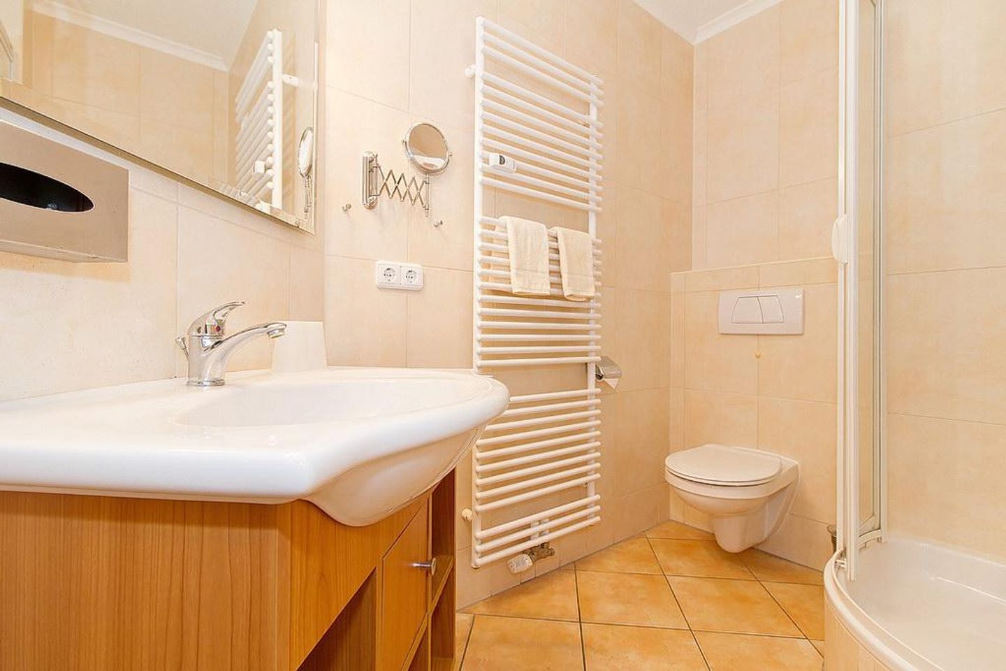 Apartmenthaus Atlantik Apartmenthaus Atlantik 312 Kühlungsborn - Badezimmer mit Dusche