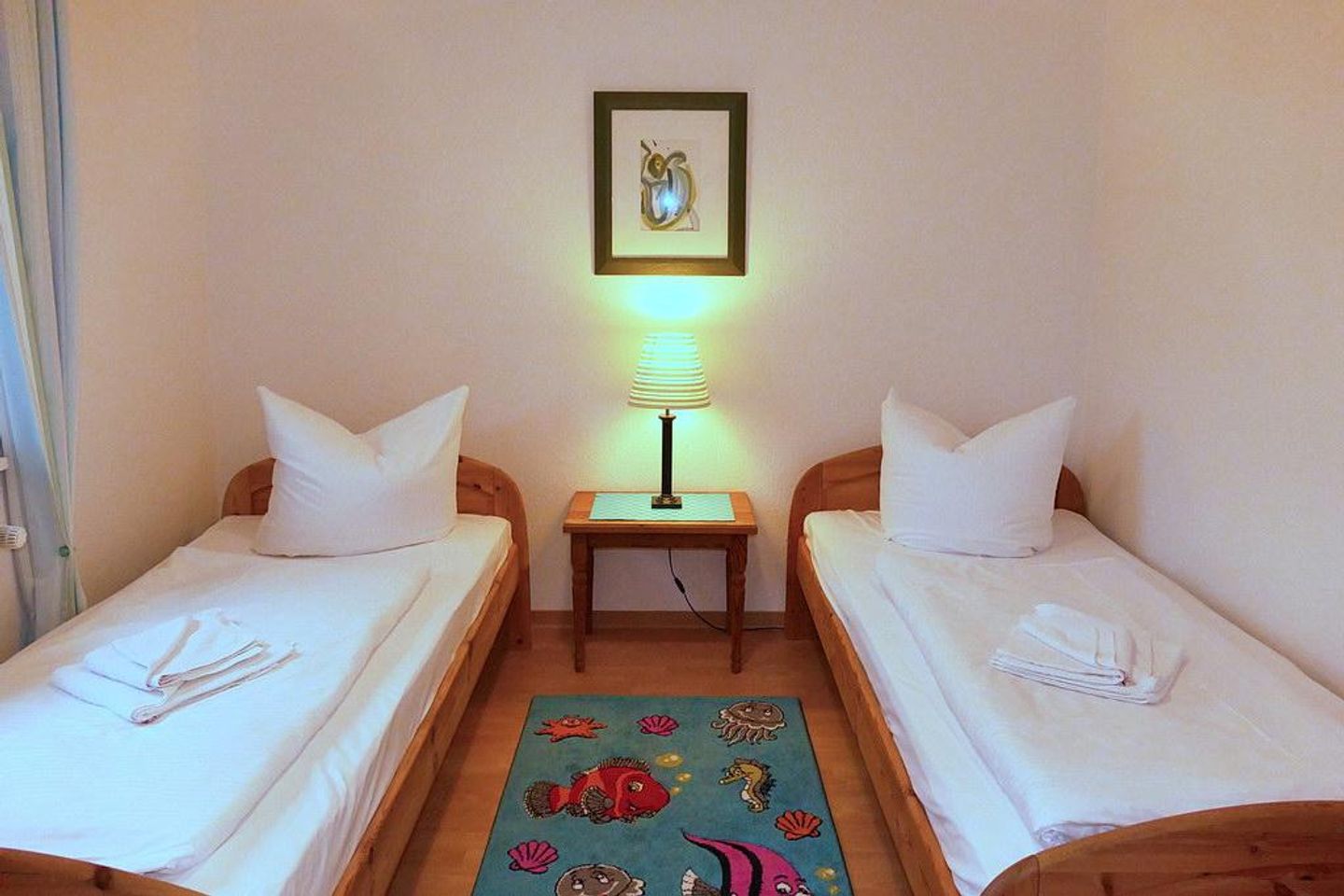 Urlauberdorf Urlauberdorf 32b Boltenhagen - Schlafzimmer mit zwei Einzelbetten