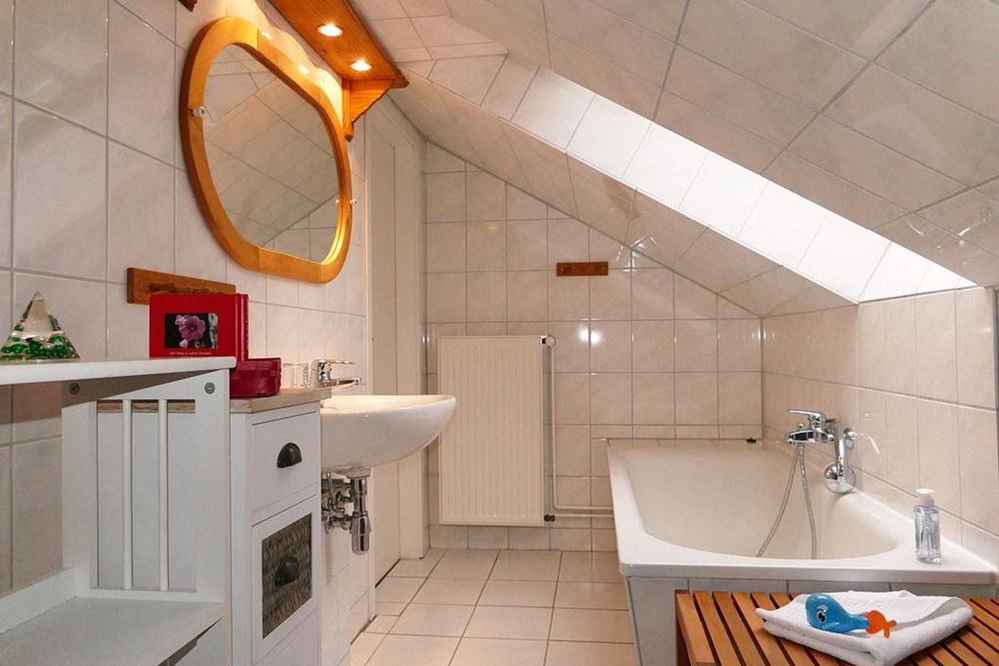 Urlauberdorf Urlauberdorf 32b Boltenhagen - Badezimmer mit Badewanne