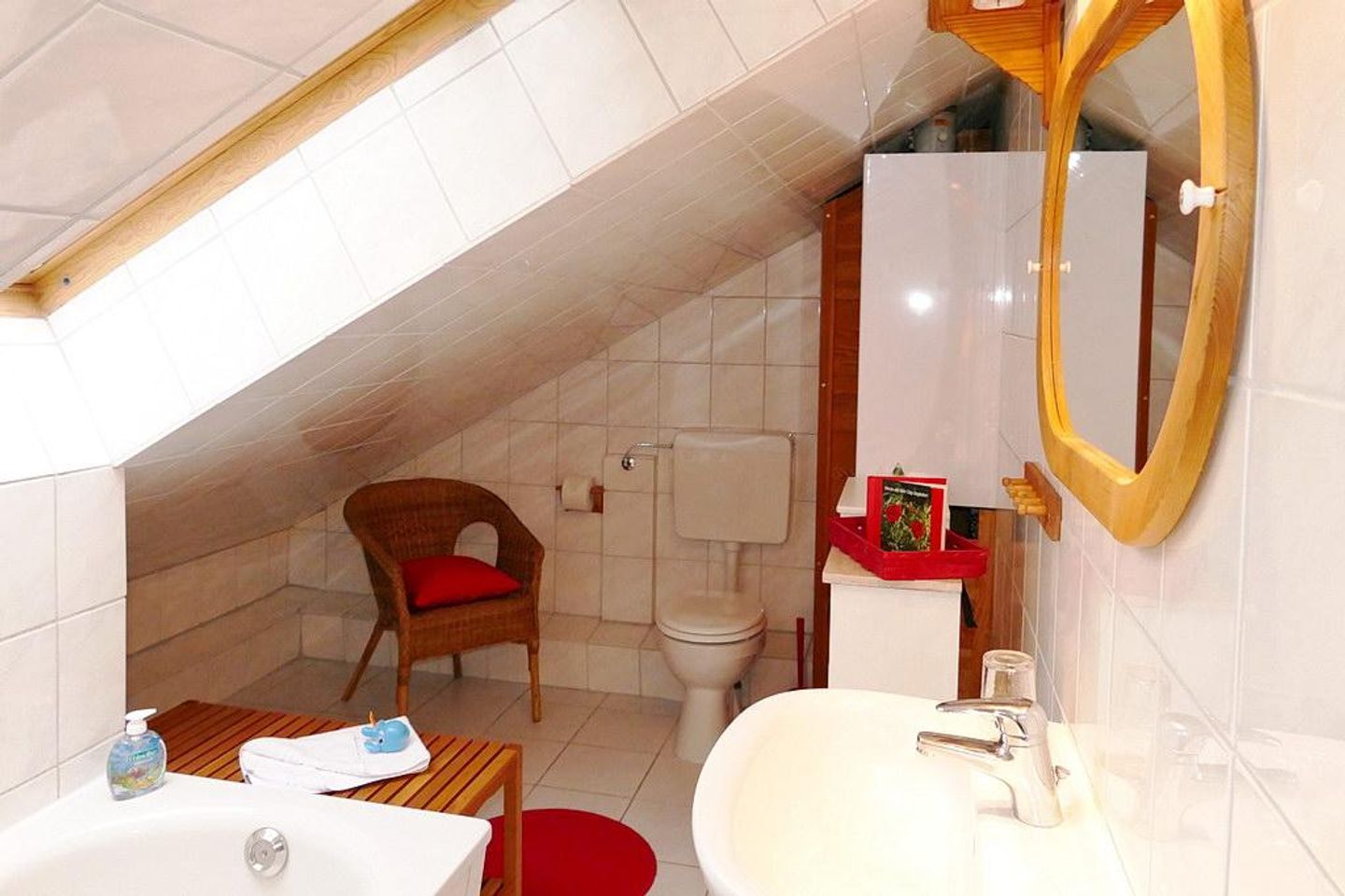 Urlauberdorf Urlauberdorf 32b Boltenhagen - Badezimmer mit Badewanne