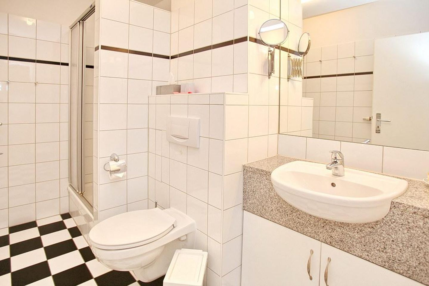 Meeresblick Meeresblick 419 Kühlungsborn - Badezimmer mit Dusche