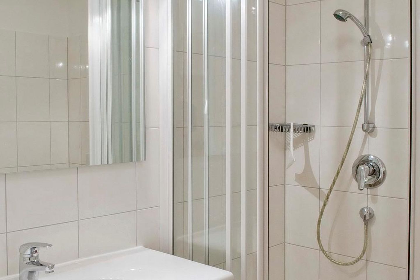 Apartment-Residenz Ostseestrand Apartment-Residenz Ostseestrand 37 Kühlungsborn - Badezimmer mit Dusche