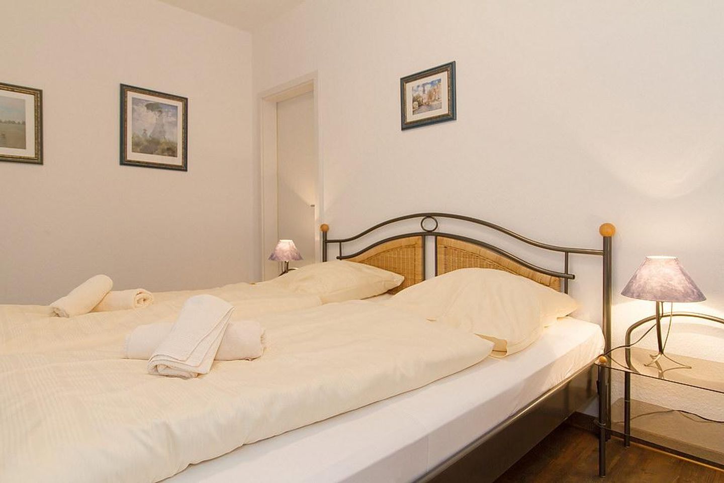 Haus Kühlung Haus Kühlung 15 Kühlungsborn - Schlafzimmer mit Doppelbett