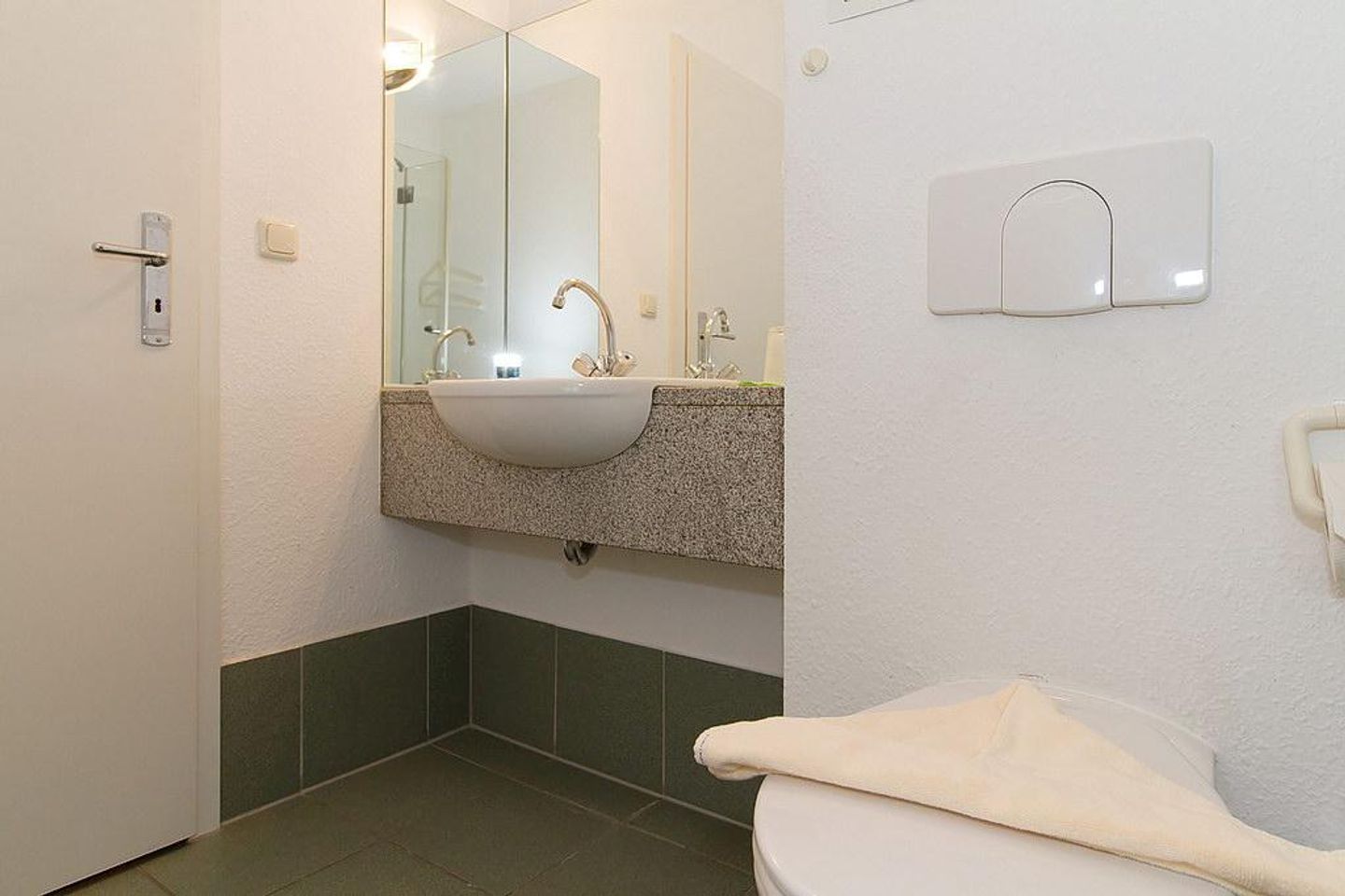 Haus Kühlung Haus Kühlung 15 Kühlungsborn - Badezimmer mit Dusche