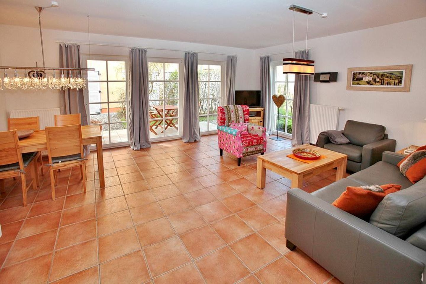 Casa Nova Casa Nova 07 Kühlungsborn - Wohn-Essbereich mit Couch