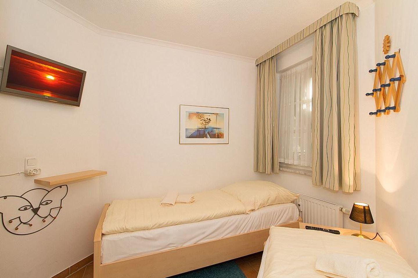 Apartmenthaus Atlantik Apartmenthaus Atlantik 213 Kühlungsborn - Schlafzimmer mit zwei Einzelbetten