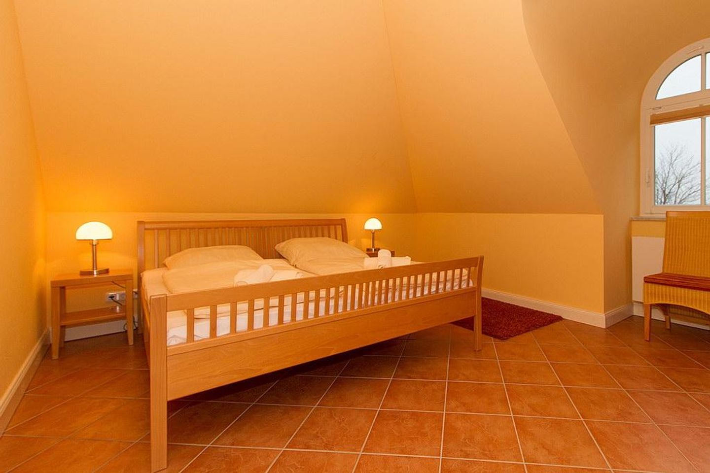 Dünenschloss Dünenschloss 2-24 Kühlungsborn - Schlafzimmer mit Doppelbett