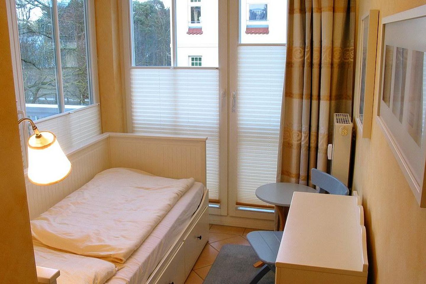 Dünenschloss Dünenschloss 1-28 Kühlungsborn - Schlafzimmer mit Einzelbett