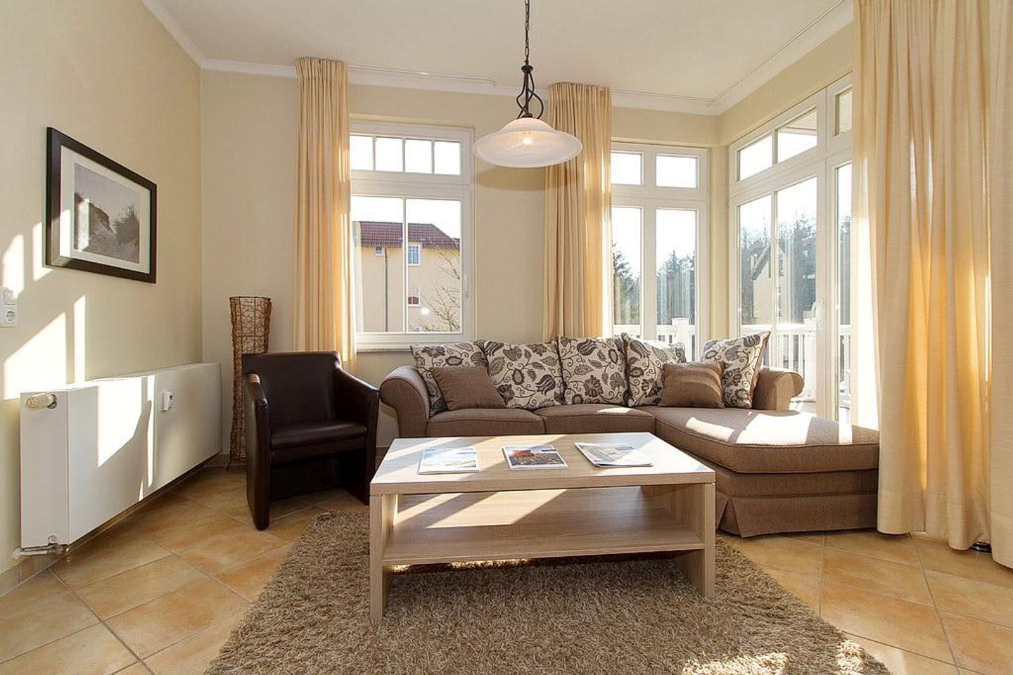 Dünenschloss Dünenschloss 1-07 Kühlungsborn - Wohn-Essbereich mit Couch