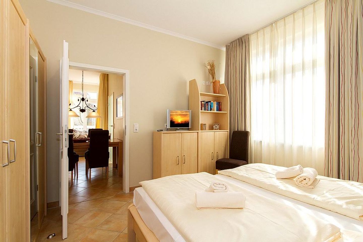 Dünenschloss Dünenschloss 1-07 Kühlungsborn - Schlafzimmer mit Doppelbett