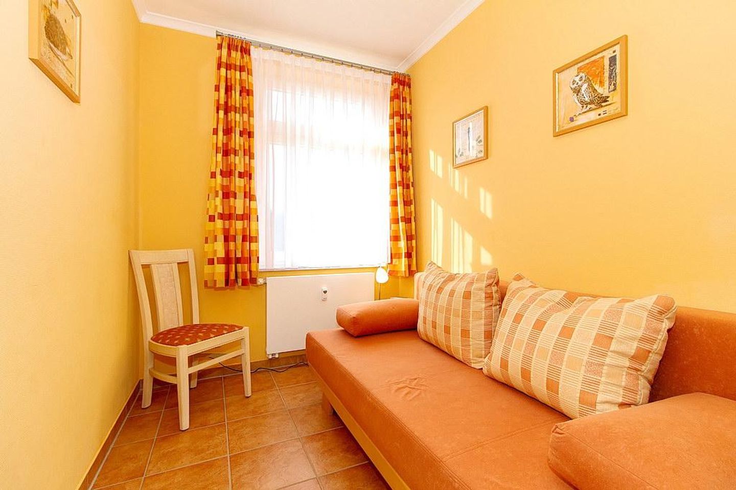 Dünenschloss Dünenschloss 1-32 Kühlungsborn - Schlafzimmer mit Schlafsofa