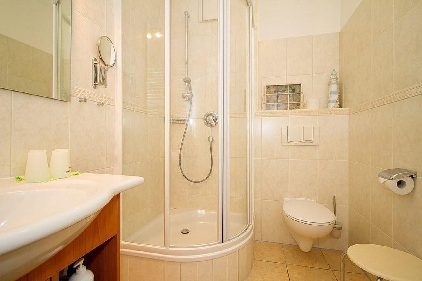 Dünenschloss Dünenschloss 1-32 Kühlungsborn - Badezimmer mit Dusche