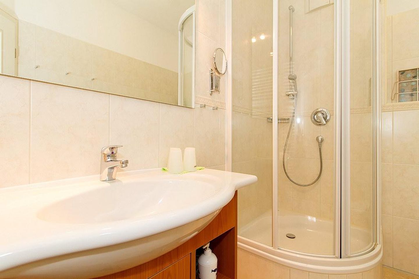 Dünenschloss Dünenschloss 1-32 Kühlungsborn - Badezimmer mit Dusche