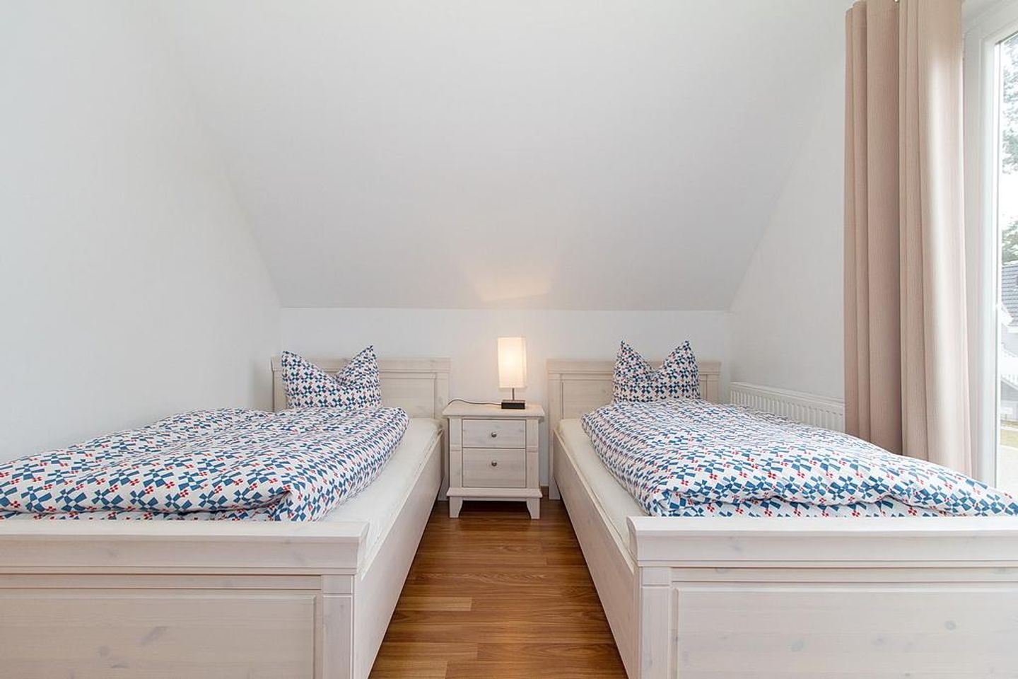 Ostseepark Rügen Ostseepark Rügen 24 Rügen - Schlafzimmer mit zwei Einzelbetten