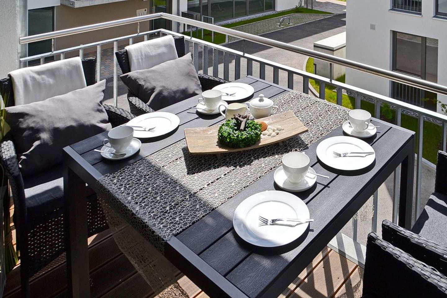 DünenResort Binz DünenResort Binz 419 Rügen - Balkon mit Gartenmöbeln