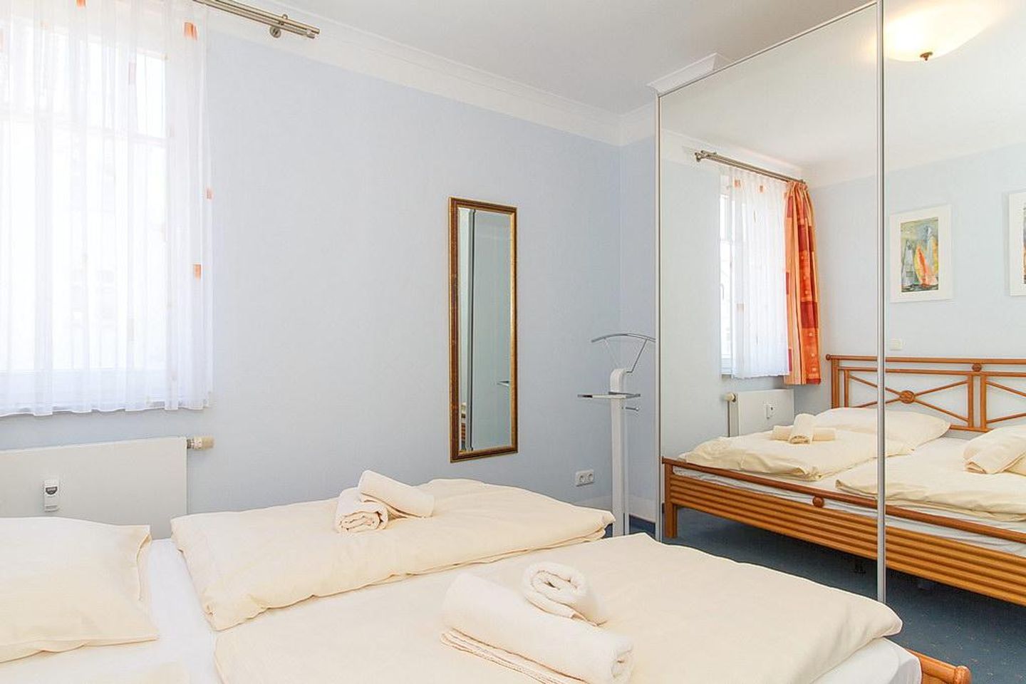 Dünenschloss Dünenschloss 2-19 Kühlungsborn - Schlafzimmer mit Doppelbett