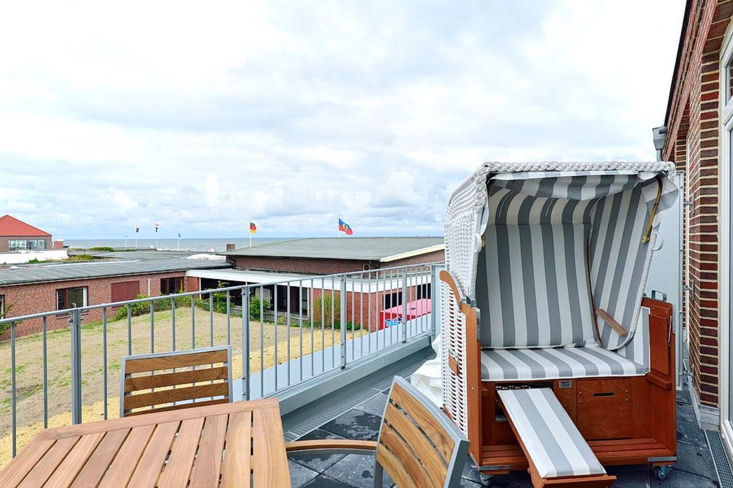 Aparthotel Anna Düne Aparthotel Anna Düne 1-14 Wangerooge - Balkon mit Ausblick