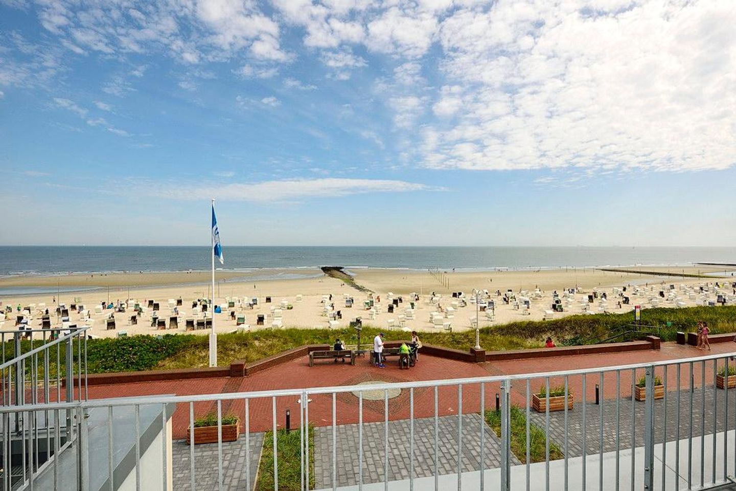 Aparthotel Anna Düne Aparthotel Anna Düne 1-20 Wangerooge - Balkon mit Ausblick