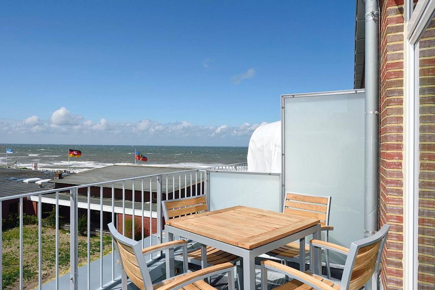 Aparthotel Anna Düne Aparthotel Anna Düne 2-28 Wangerooge - Balkon mit Ausblick