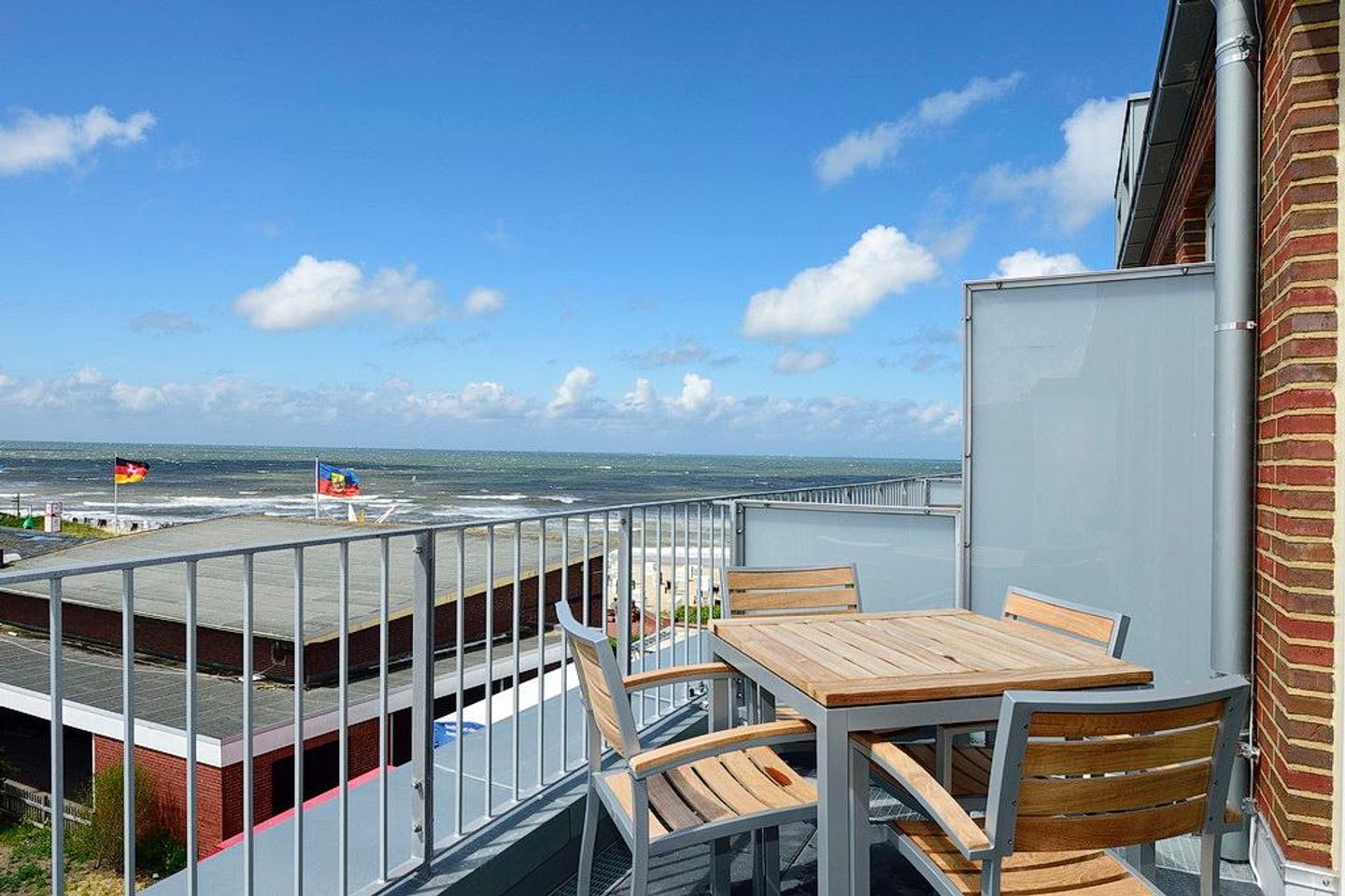 Aparthotel Anna Düne Aparthotel Anna Düne 2-30 Wangerooge - Balkon mit Ausblick