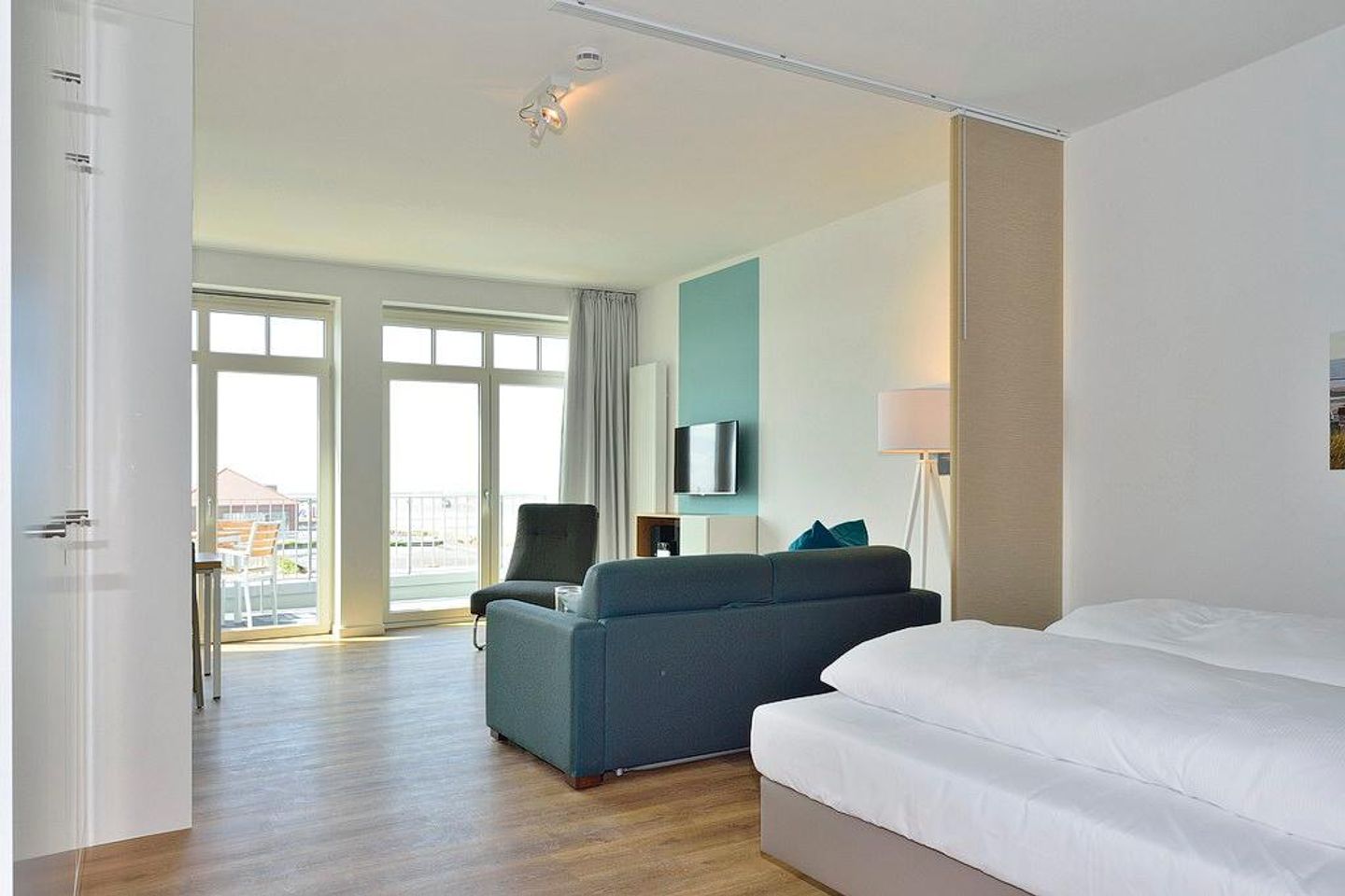 Aparthotel Anna Düne Aparthotel Anna Düne 2-31 Wangerooge - Wohn/ Essbereich