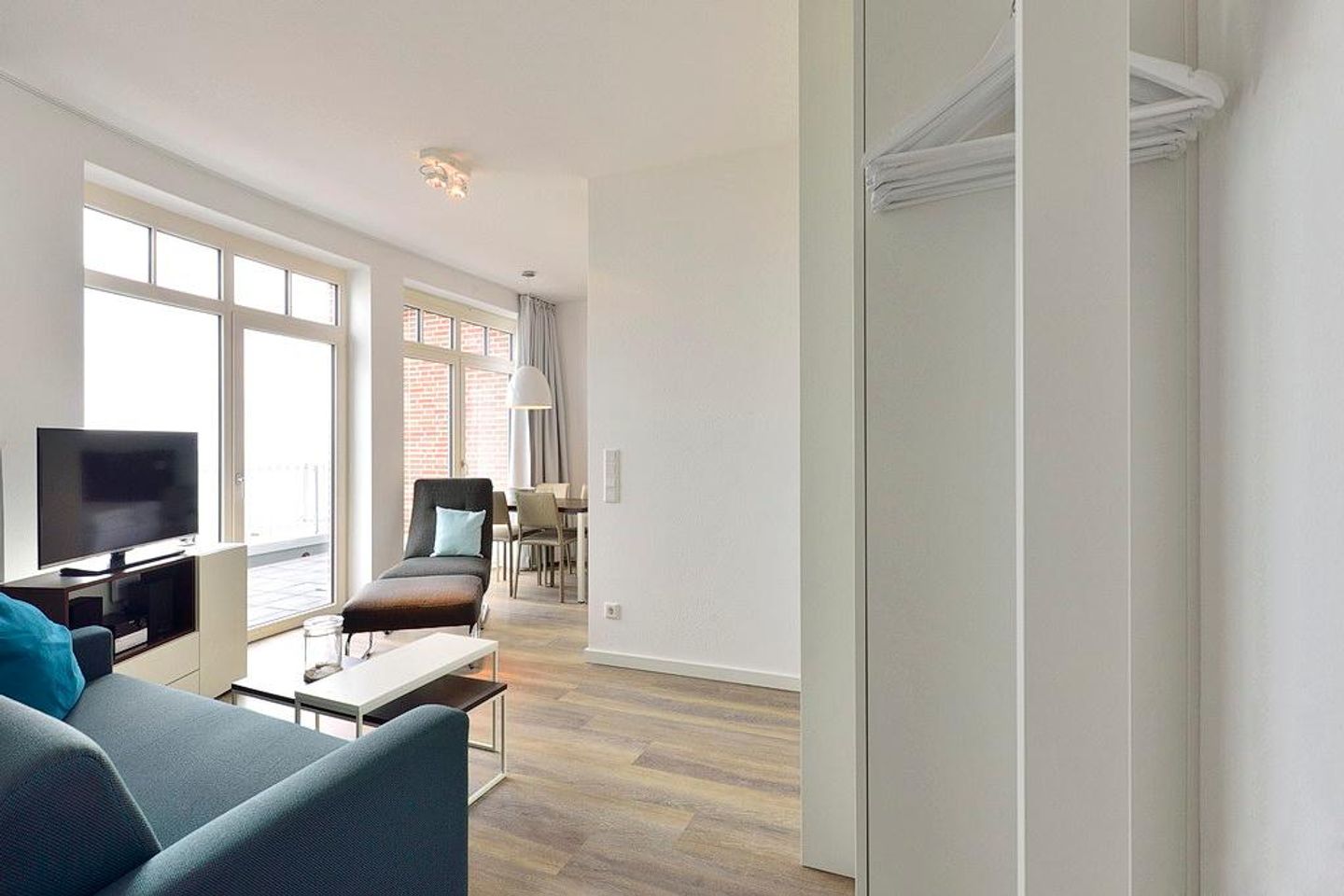 Aparthotel Anna Düne Aparthotel Anna Düne 2-35 Wangerooge - Wohn/ Essbereich