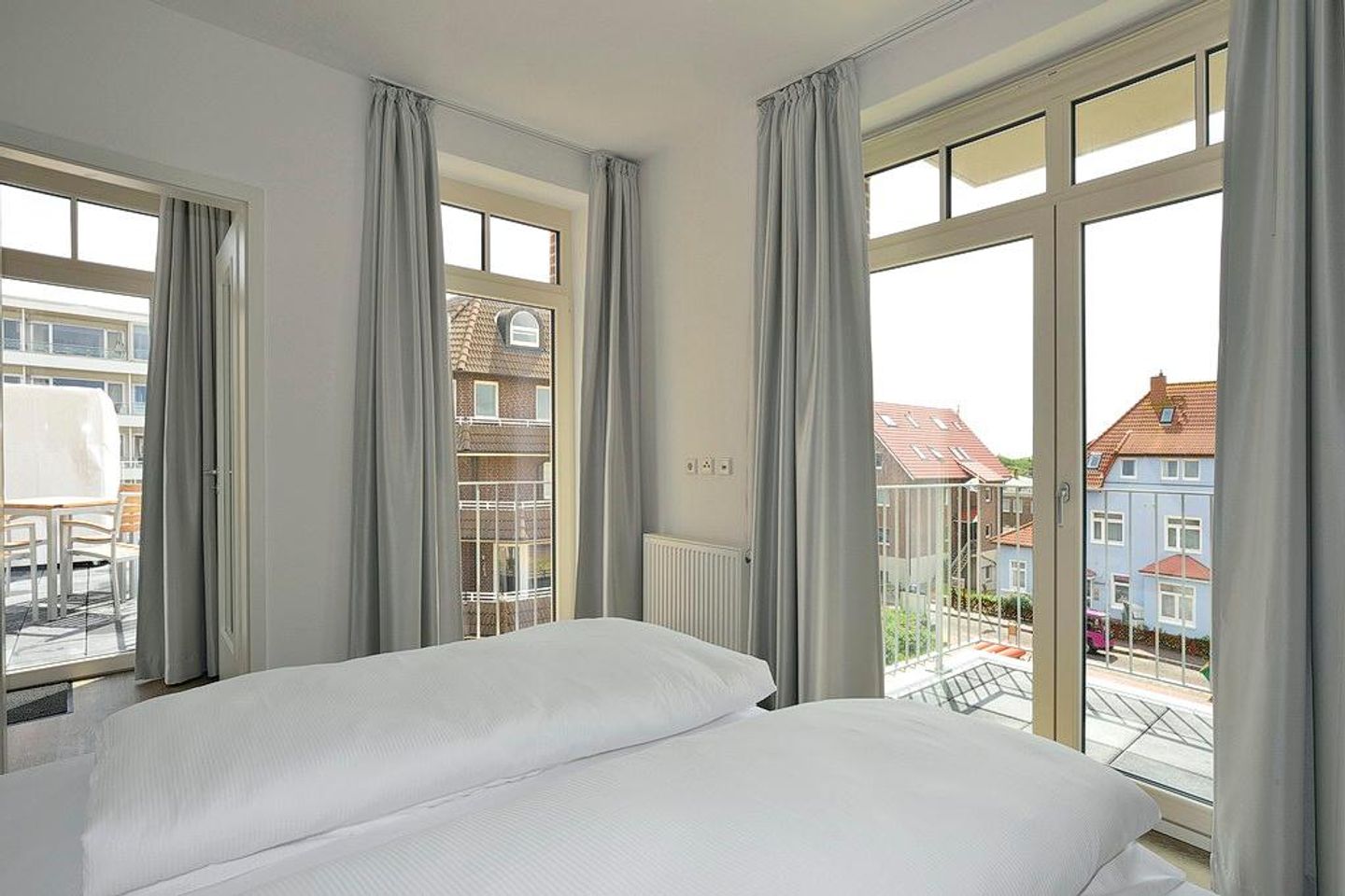 Aparthotel Anna Düne Aparthotel Anna Düne 2-39 Wangerooge - Schlafzimmer mit Doppelbett