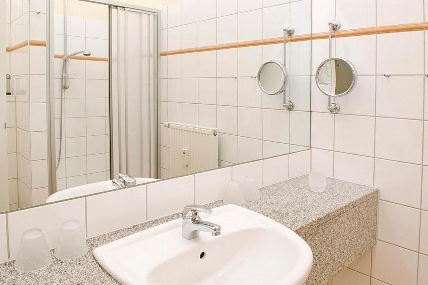 Meeresblick Meeresblick 017 Kühlungsborn - Badezimmer mit Dusche