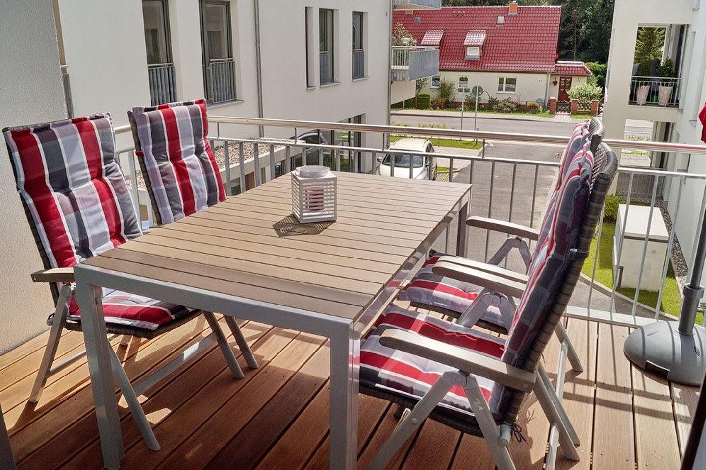 DünenResort Binz DünenResort Binz 418 Rügen - Balkon mit Gartenmöbeln