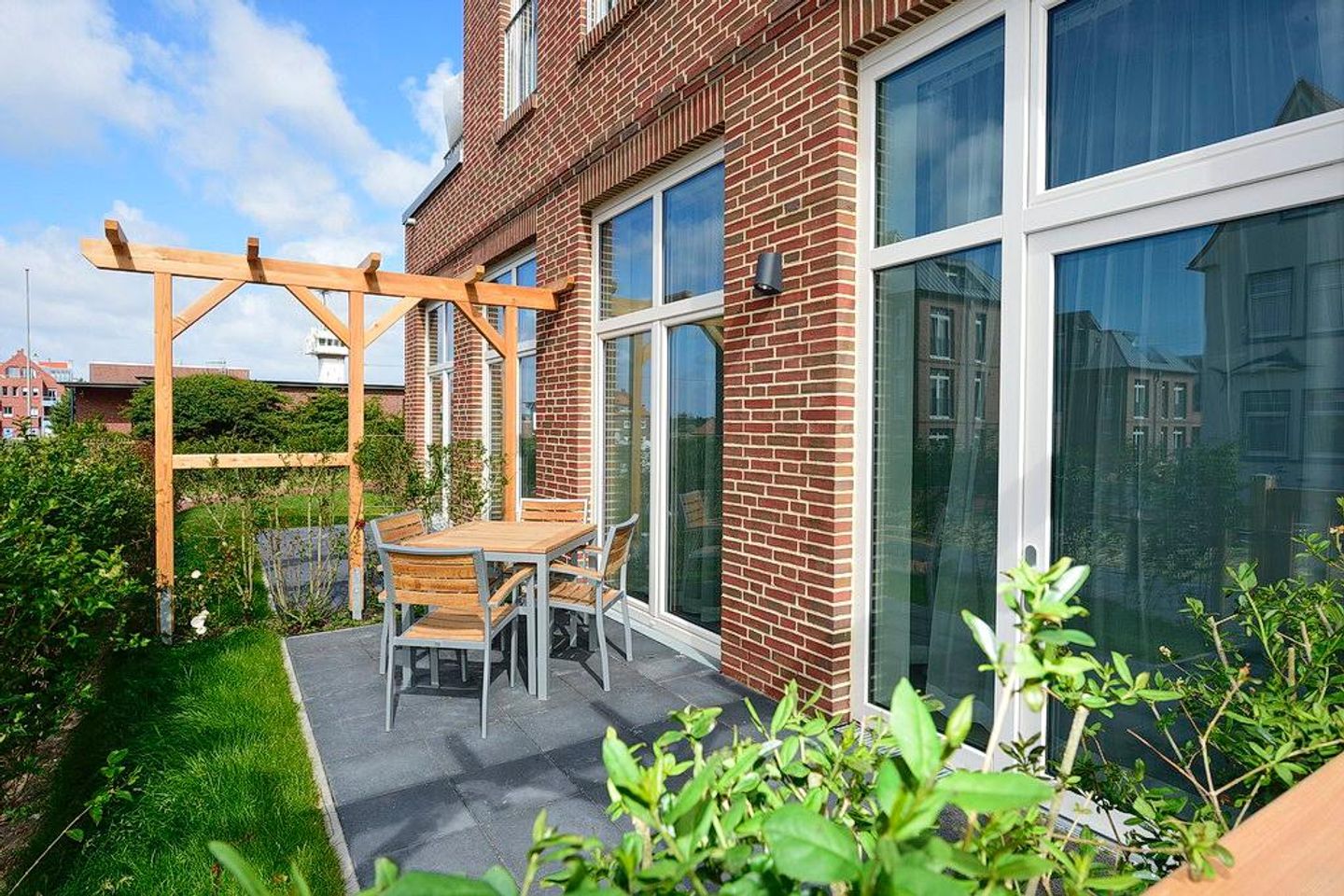 Aparthotel Anna Düne Aparthotel Anna Düne 0-07 Wangerooge - Terrasse mit Gartenmöbel